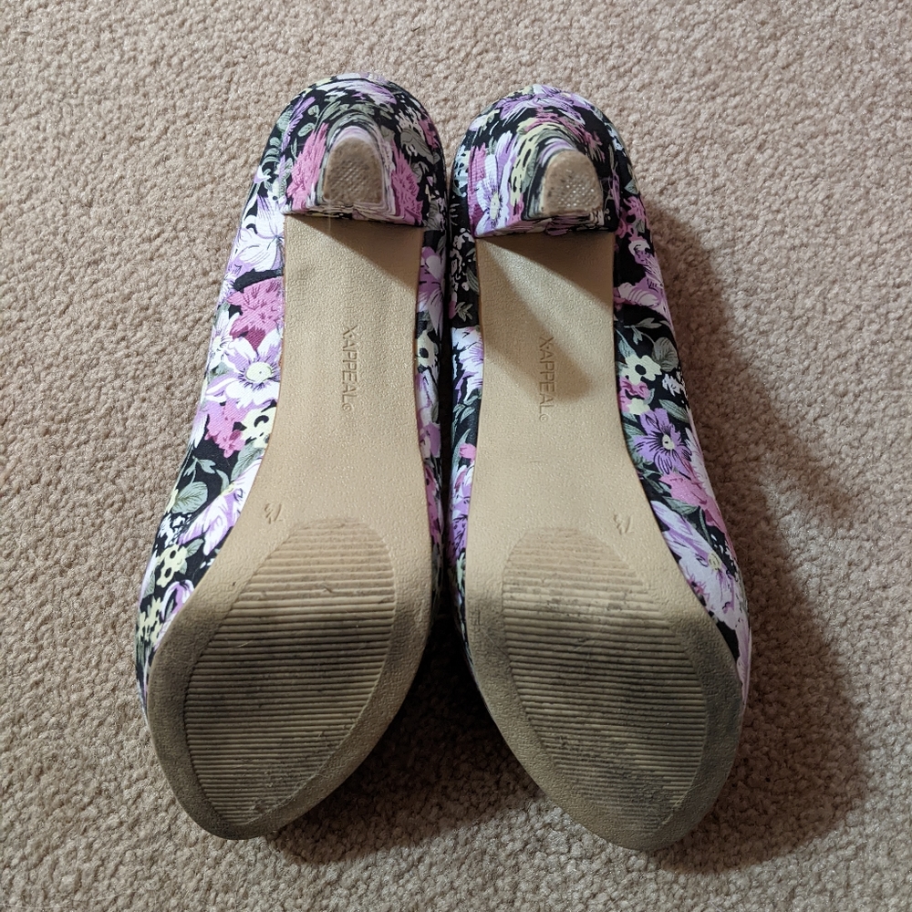 Xappeal Floral Pumps - Picture 5 of 5
